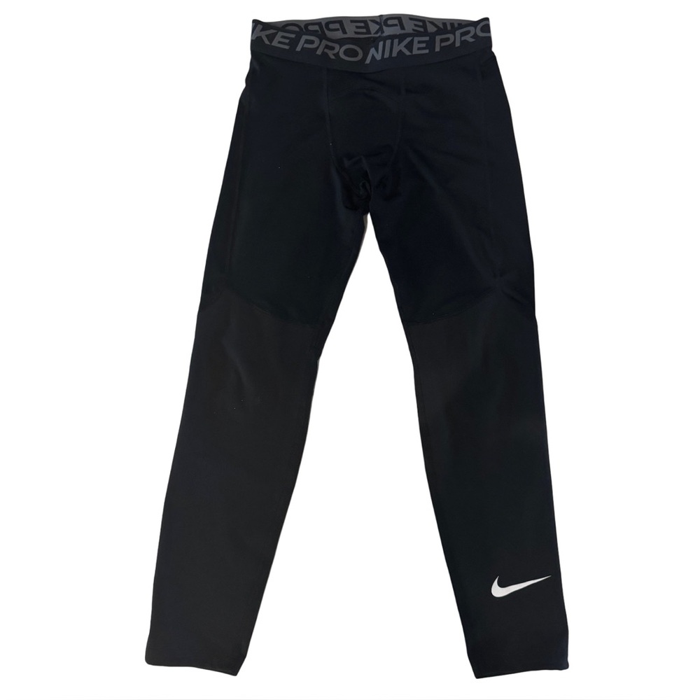 Nike Pro crop leggings women’s size medium (NWOT)